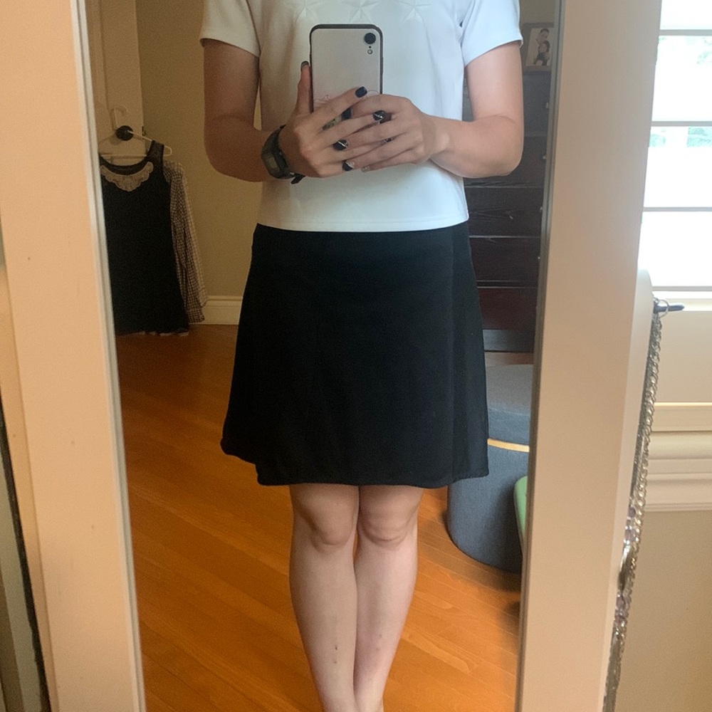 Black skirt
